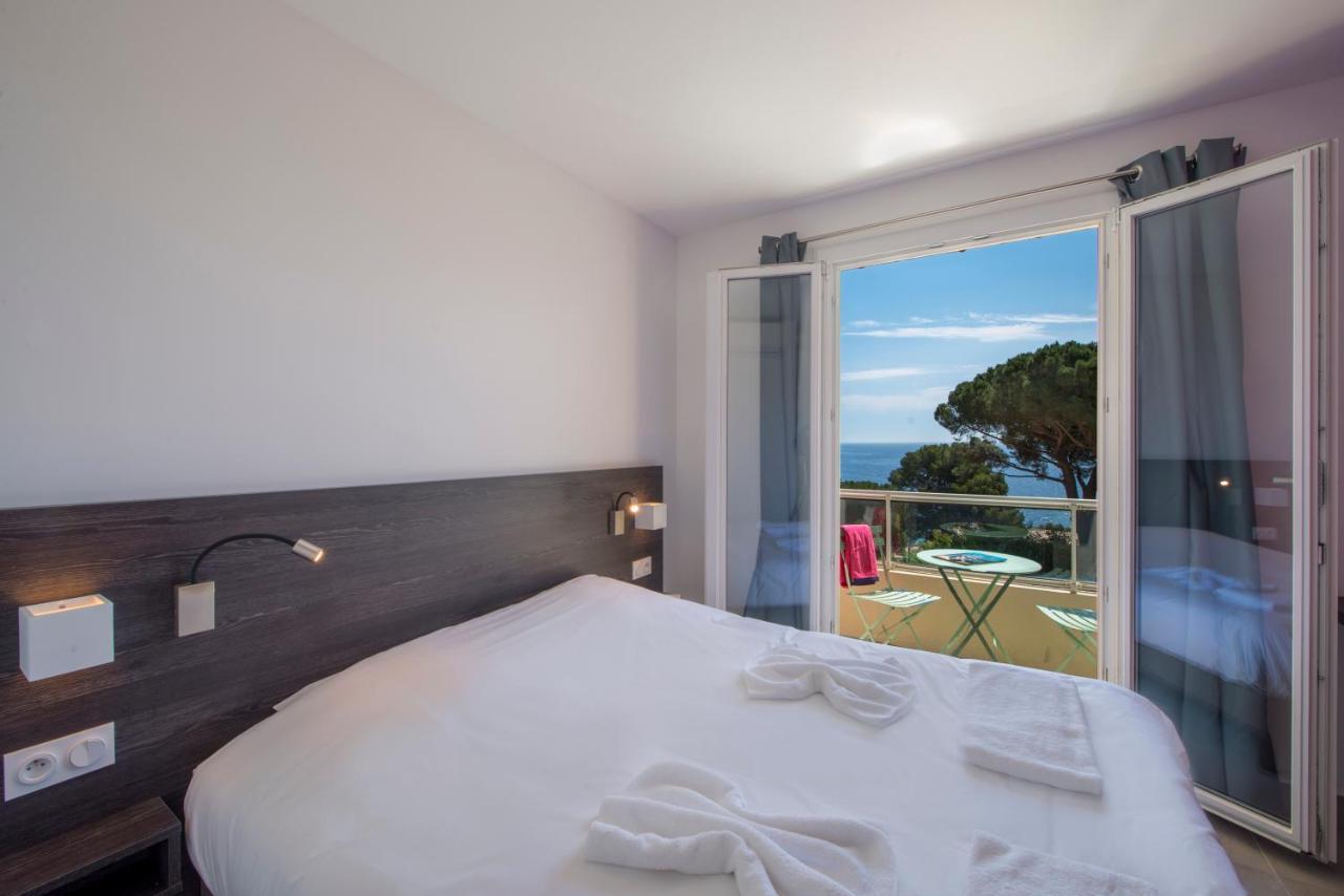 Hotel-Club Du Domaine D'Aiguebelle, Ussim Vacances ル・ラヴァンドゥー エクステリア 写真