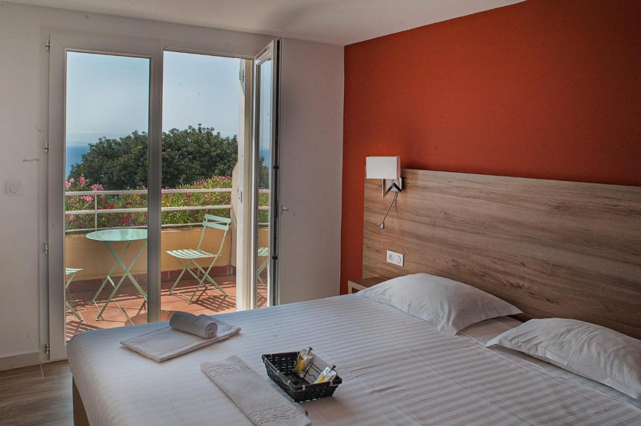 Hotel-Club Du Domaine D'Aiguebelle, Ussim Vacances ル・ラヴァンドゥー エクステリア 写真