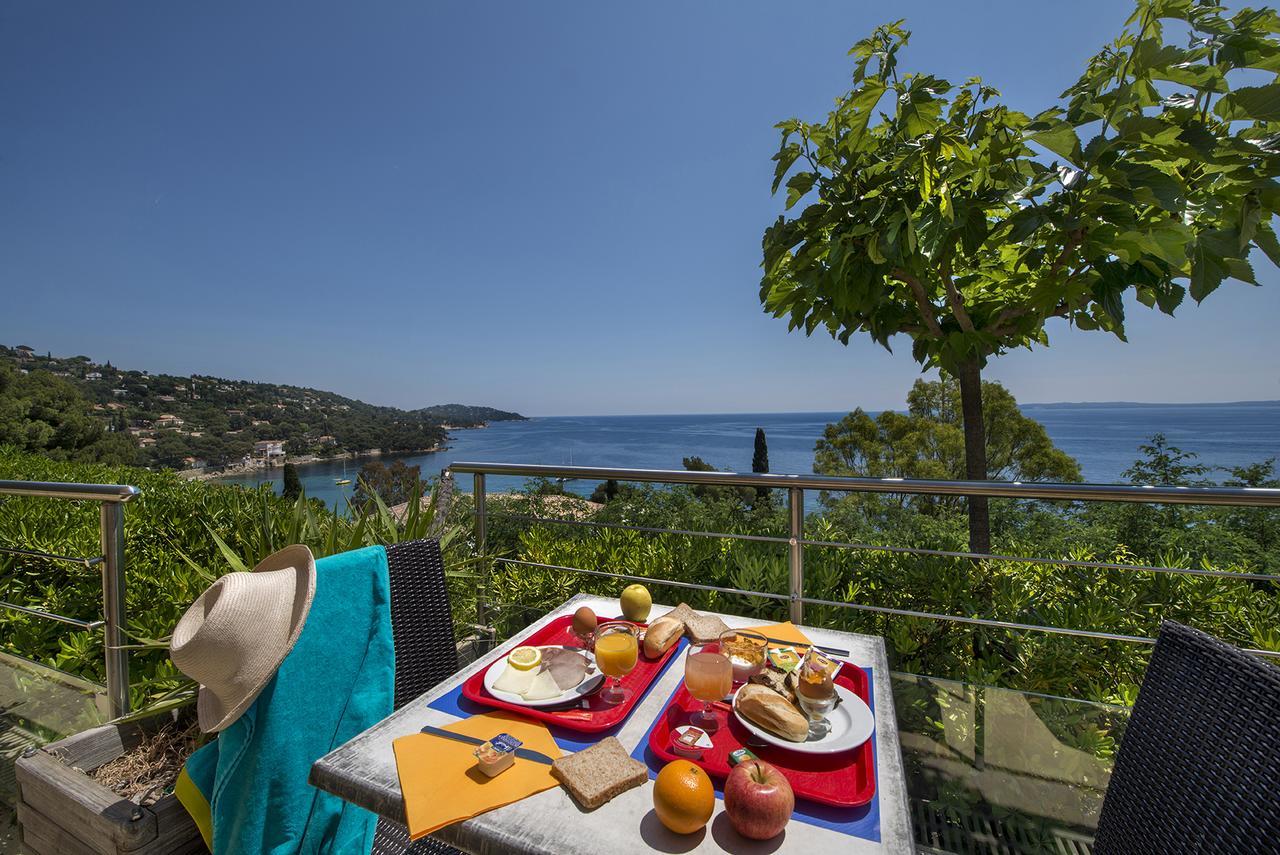 Hotel-Club Du Domaine D'Aiguebelle, Ussim Vacances ル・ラヴァンドゥー エクステリア 写真